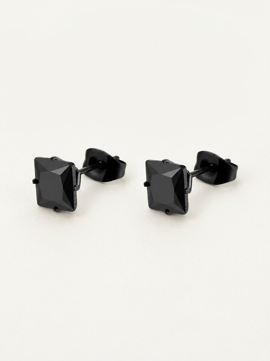 Quadratische & Runde Ohrstecker mit Zirkonia – Edelstahl – Minimalistischer Schmuck -