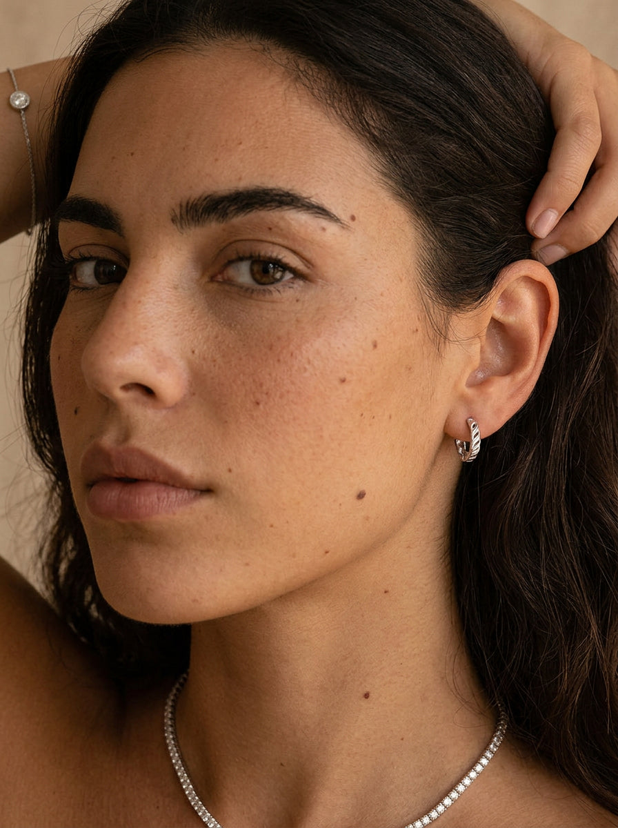Minimalistischer geometrischer Ear Cuff – Titanstahl Ohrmanschette
