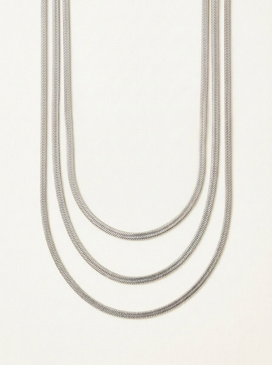 Dreifach-Layer Halskette aus Titanstahl – Minimalistische Kette Stahlfarben