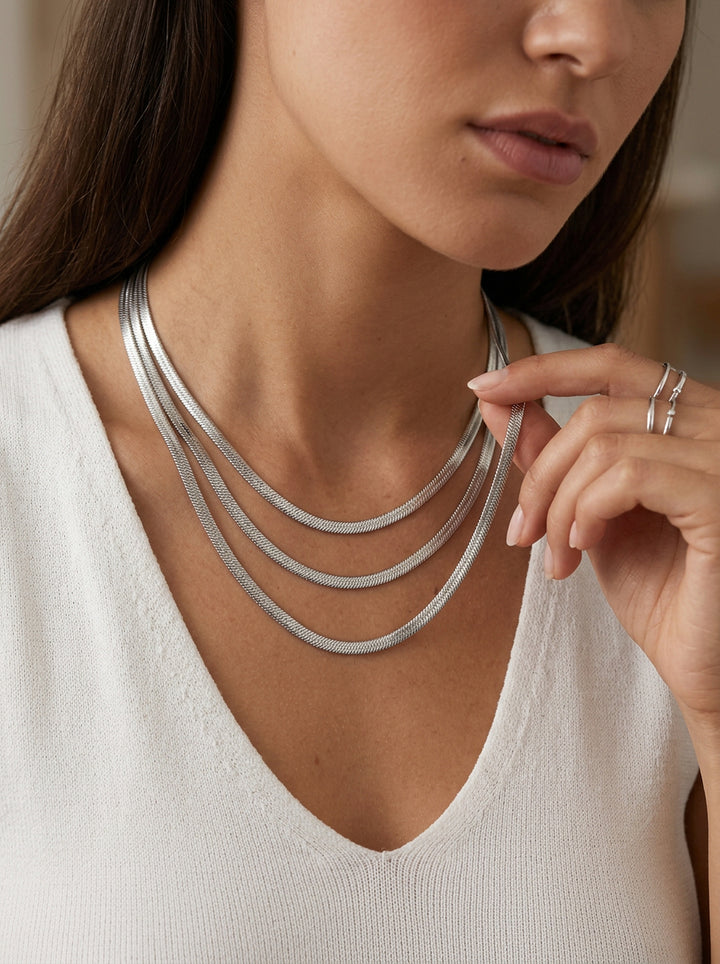 Dreifach-Layer Halskette aus Titanstahl – Minimalistische Kette Stahlfarben