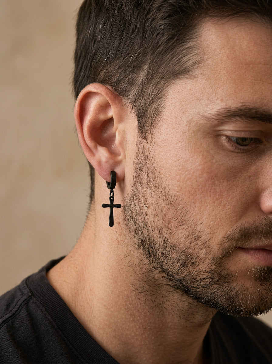 Rostfreie Stahl-Cross-Ohrringe – 4 mm, Gothic-Style, Unisex