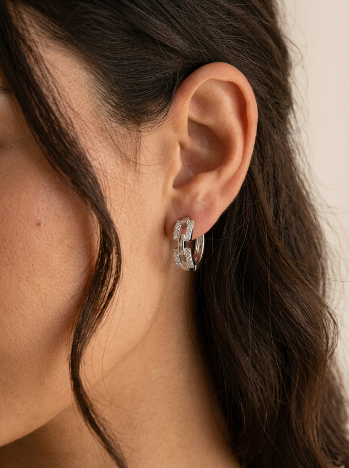 Trendy 925 Sterling Silber Kettenglied-Quadrat-Ohrstecker für Damen mit eingefasstem Zirkonia – Minimalistische geometrische Huggie-Ohrstecker, hypoallergen