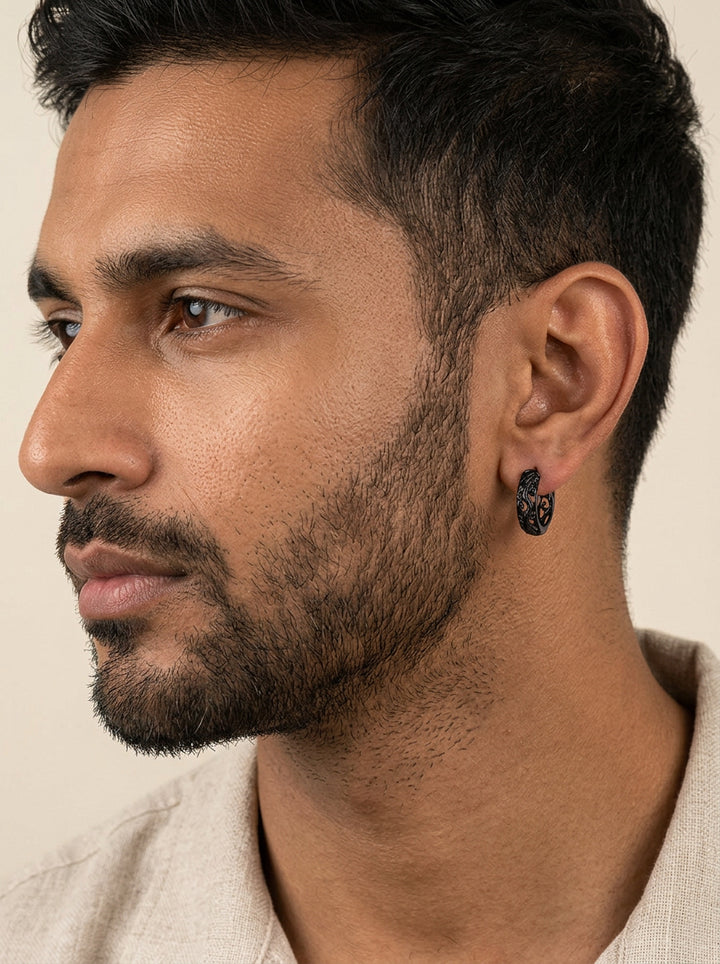 Geometrischer Ear Cuff Titanstahl – Minimalistischer Ohrschmuck Schwarz