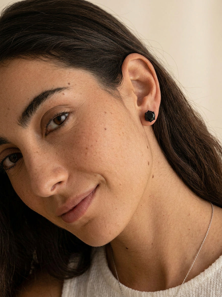 Quadratische & Runde Ohrstecker mit Zirkonia – Edelstahl – Minimalistischer Schmuck -