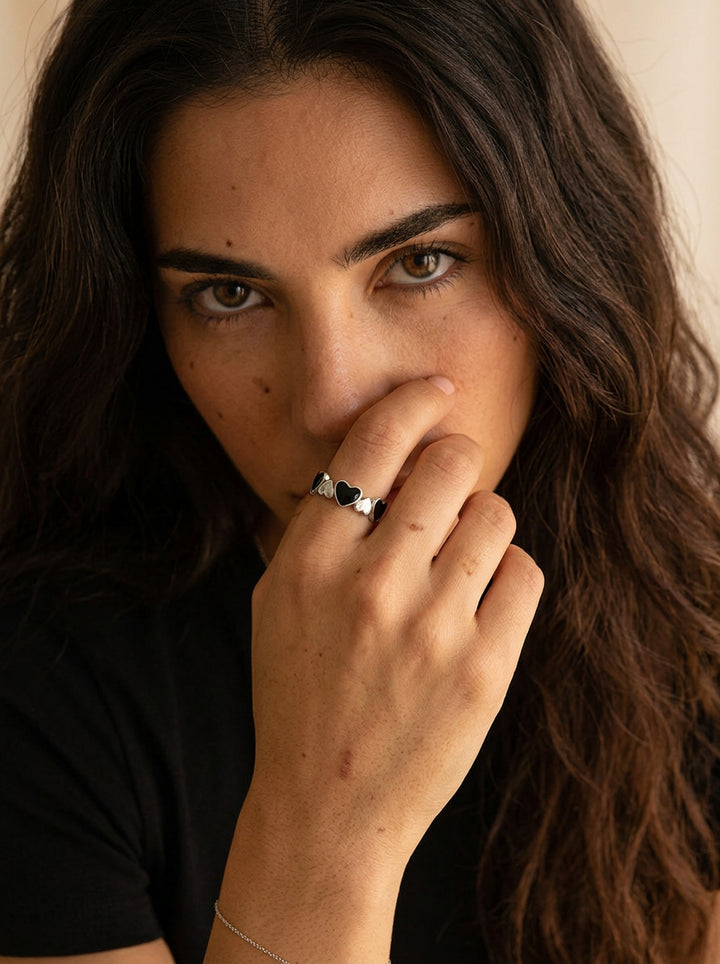 Herz-Ring – 18K Gold plattiert mit Emaille und Marmor-Optik, elegantes Design
